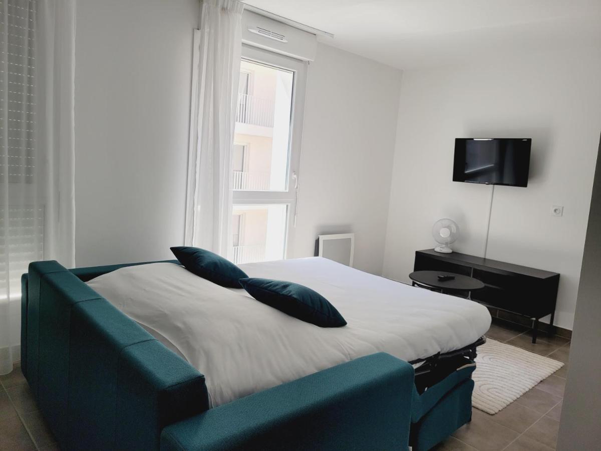 Twenty's Business Flats Angely Aparthotel *
