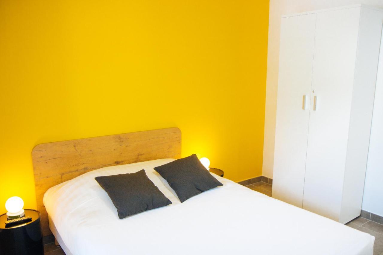 Twenty's Business Flats Angely Aparthotel