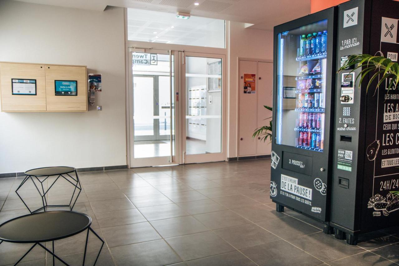 Twenty Business Flats Angely Nizza